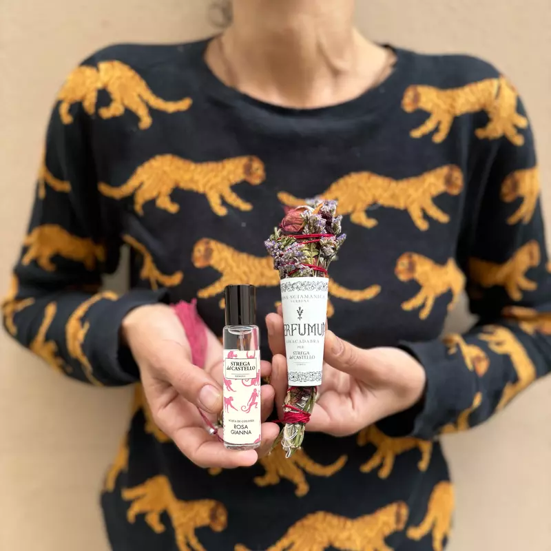 smudge_rosa_sciamanica_profumo_strega_castello_02.webp